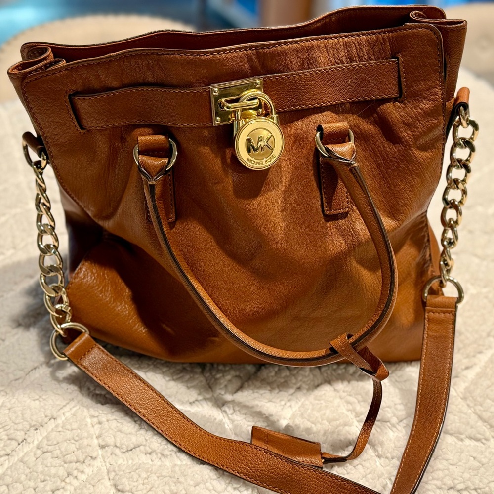 Large Michael Kors Tan Leather Shoulder Bag with Gold Accents